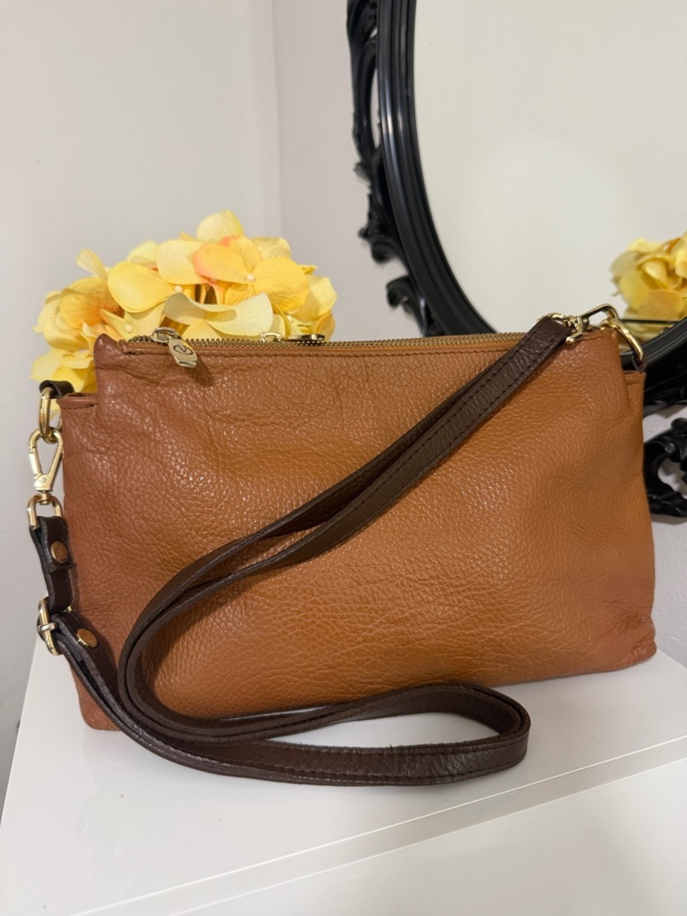 Valentina FINAL SALE ππΌππΌππΌππΌClassic Pebbled Leather Crossbody in tan leather ππ - Picture 10 of 13